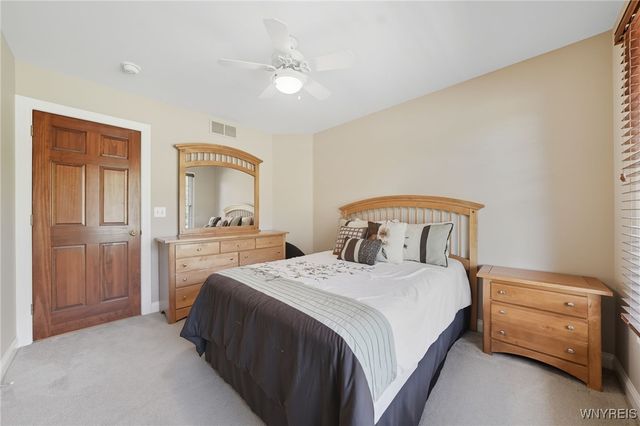 3755 Hampton Brook Drive, Hamburg, NY 14075