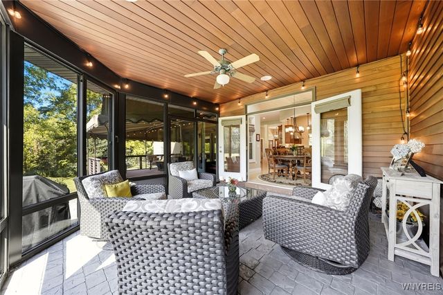 3755 Hampton Brook Drive, Hamburg, NY 14075