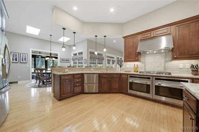 3755 Hampton Brook Drive, Hamburg, NY 14075