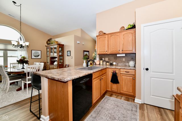 3325 Eaton Mews Court, Greenwood, IN 46143