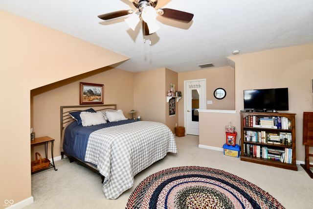 3325 Eaton Mews Court, Greenwood, IN 46143