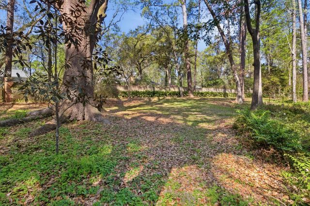 407 Nottingham Court, Tallahassee, FL 32312