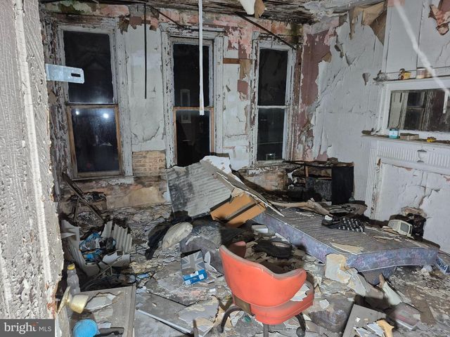 723 APPLETON ST, Baltimore, MD 21217