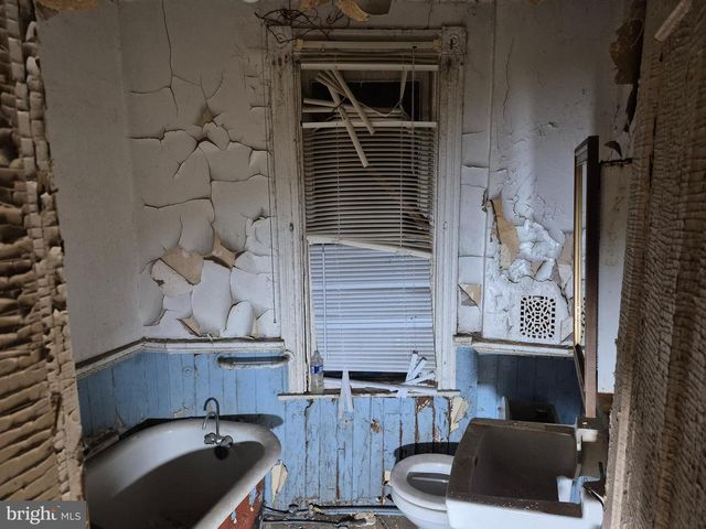 723 APPLETON ST, Baltimore, MD 21217