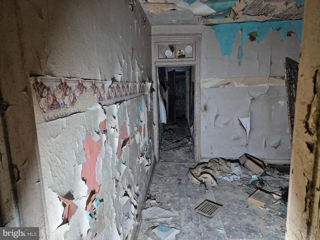 723 APPLETON ST, Baltimore, MD 21217