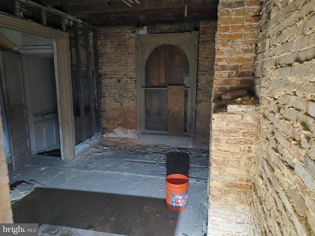 723 APPLETON ST, Baltimore, MD 21217