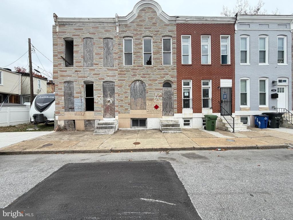 723 APPLETON ST, Baltimore, MD 21217