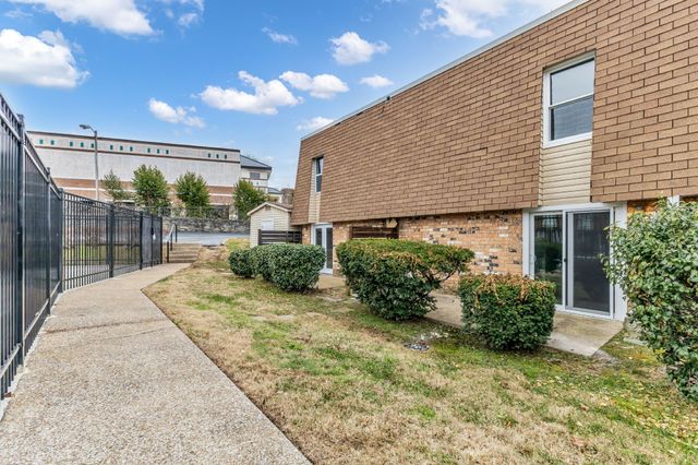 370 Wallace Rd Apt F5, Nashville, TN 37211