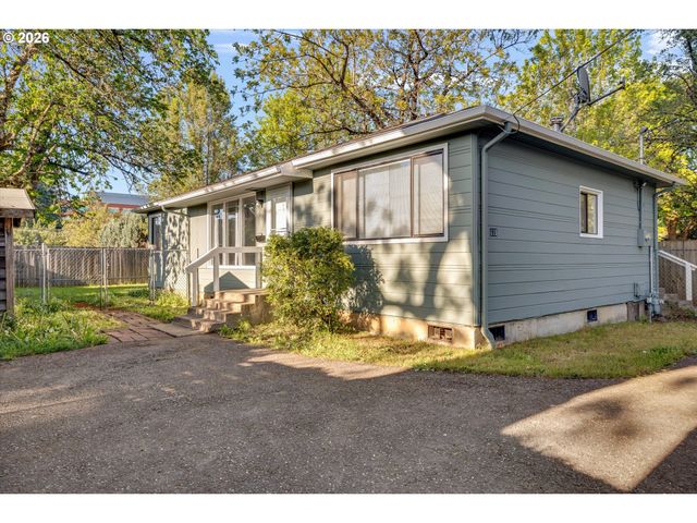 635 Se WALNUT St, Hillsboro, OR 97123