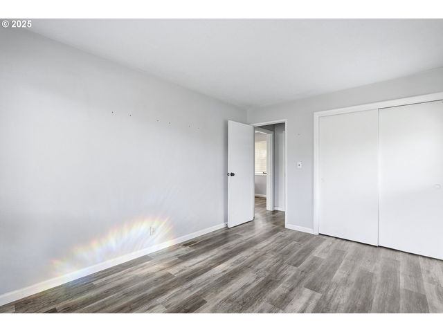 635 Se WALNUT St, Hillsboro, OR 97123