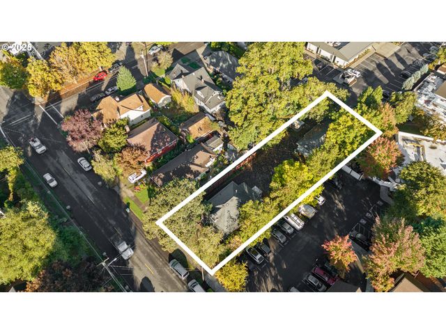 635 Se WALNUT St, Hillsboro, OR 97123