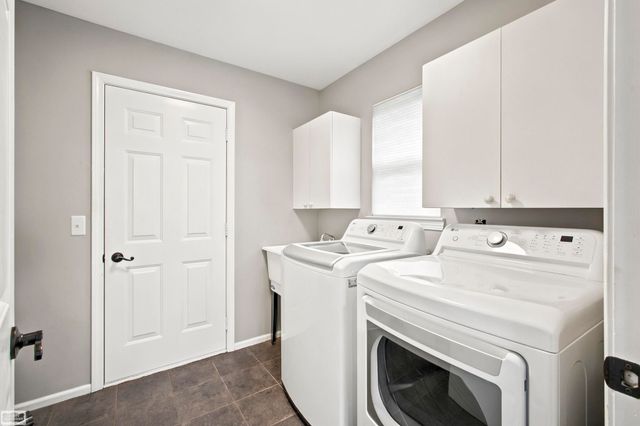 14984 Heather Pointe Drive, Sterling Heights, MI 48313