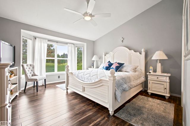 14984 Heather Pointe Drive, Sterling Heights, MI 48313