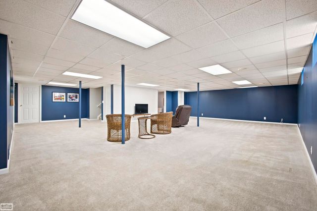 14984 Heather Pointe Drive, Sterling Heights, MI 48313