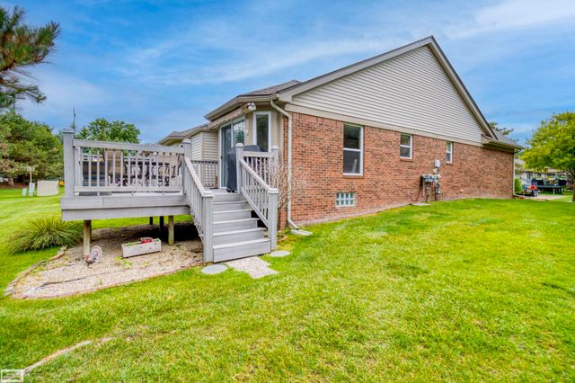 14984 Heather Pointe Drive, Sterling Heights, MI 48313