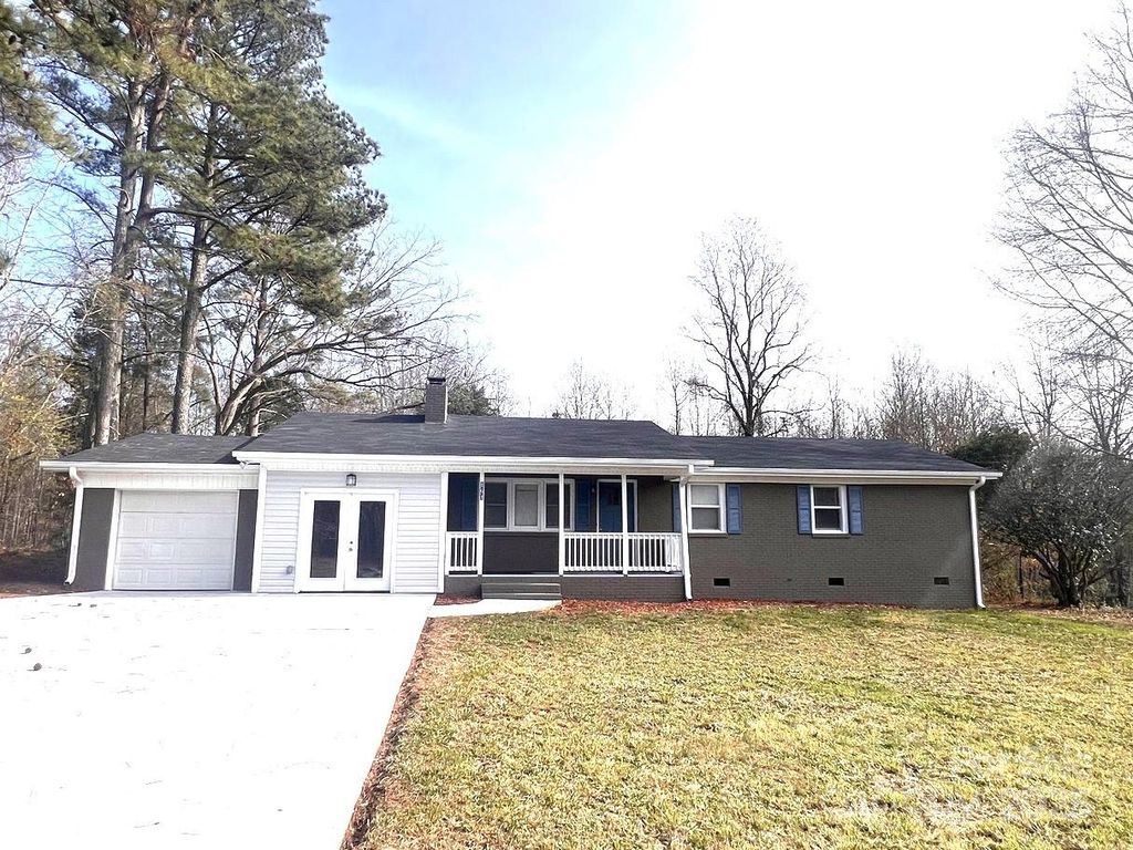 161 Potato House Road, Lawndale, NC 28090