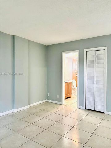 1333 E Hallandale Beach Blvd 134, Hallandale Beach, FL 33009