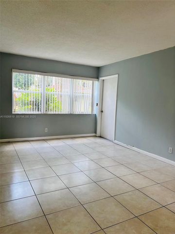 1333 E Hallandale Beach Blvd 134, Hallandale Beach, FL 33009