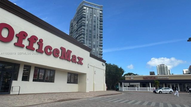 1333 E Hallandale Beach Blvd 134, Hallandale Beach, FL 33009