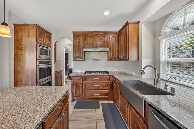 4229 Rainwater Creek Way, Celina, TX 75078