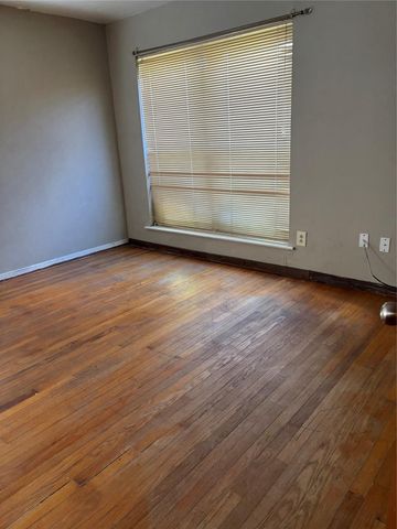 2630 Tidewater Drive, Houston, TX 77045