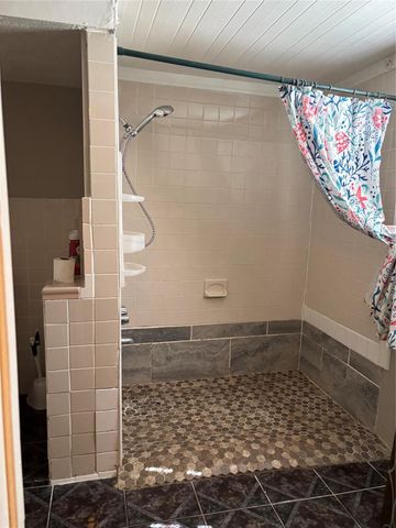 2630 Tidewater Drive, Houston, TX 77045