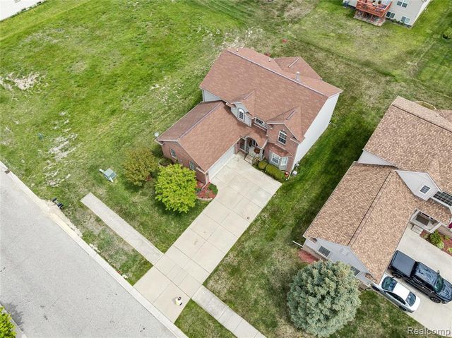 216 Tucker Street, Pontiac, MI 48341