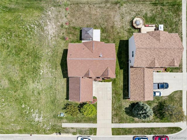 216 Tucker Street, Pontiac, MI 48341