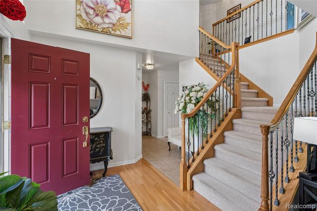 216 Tucker Street, Pontiac, MI 48341