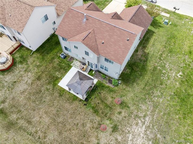 216 Tucker Street, Pontiac, MI 48341