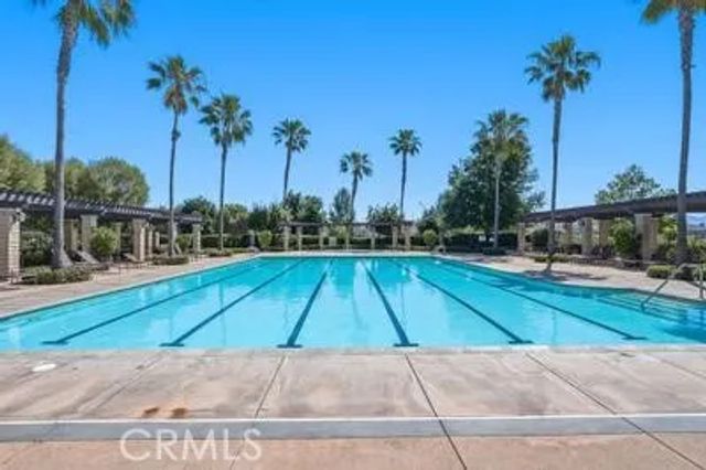 29251 Via Solano, Valencia, CA 91354