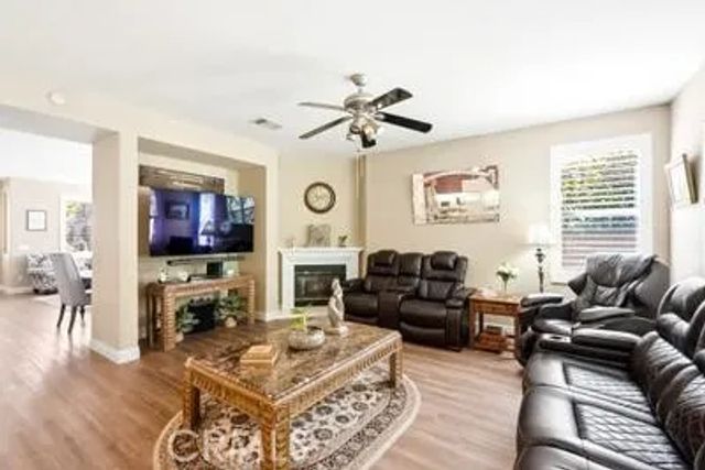 29251 Via Solano, Valencia, CA 91354