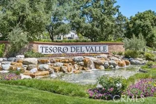 29251 Via Solano, Valencia, CA 91354