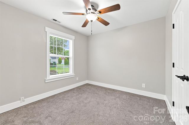 5519 Mt Mansfield Road, Charlotte, NC 28278