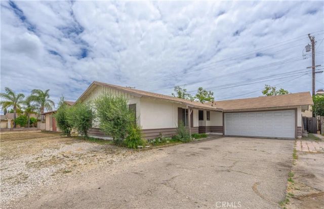 9460 Madison, Westminster, CA 92683