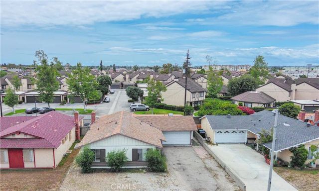 9460 Madison, Westminster, CA 92683