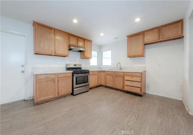 9460 Madison, Westminster, CA 92683