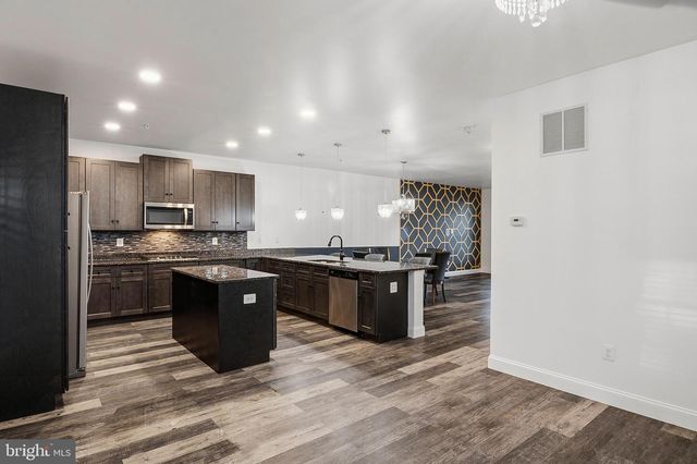 33 GREENSBOROUGH RD, Reisterstown, MD 21136