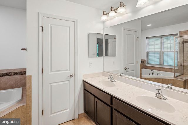 33 GREENSBOROUGH RD, Reisterstown, MD 21136