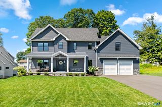 37 Luca Lane, Wethersfield, CT 06109