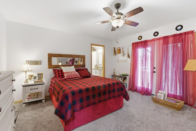 9960 Wildwood Place, Demotte, IN 46310