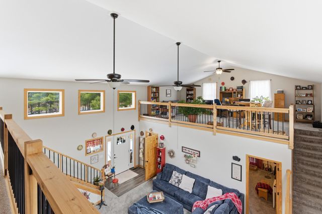 9960 Wildwood Place, Demotte, IN 46310