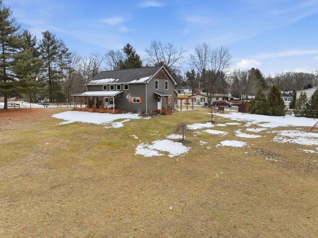 9960 Wildwood Place, Demotte, IN 46310