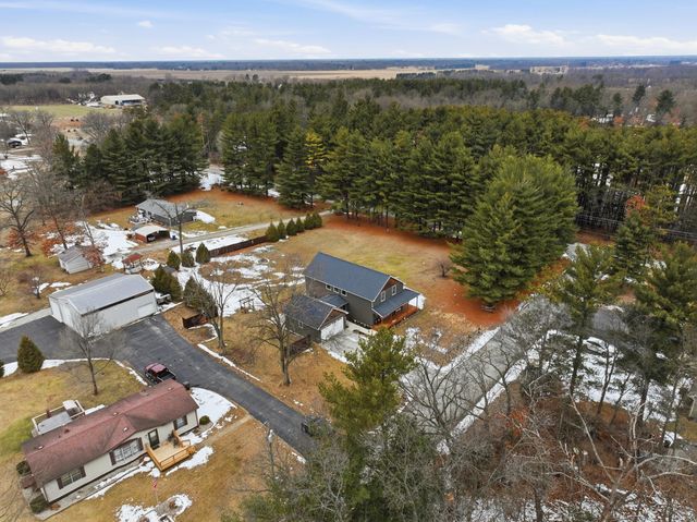 9960 Wildwood Place, Demotte, IN 46310