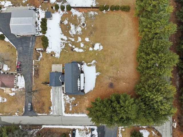 9960 Wildwood Place, Demotte, IN 46310