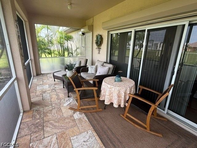 1914 NW 32nd CT, Cape Coral, FL 33993