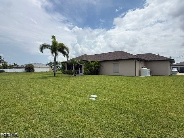 1914 NW 32nd CT, Cape Coral, FL 33993