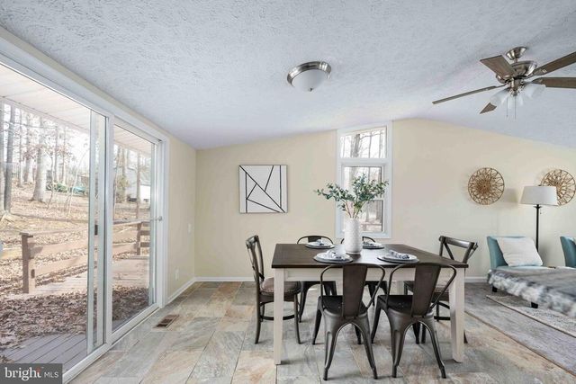116 LAKEVIEW PKWY, Locust Grove, VA 22508
