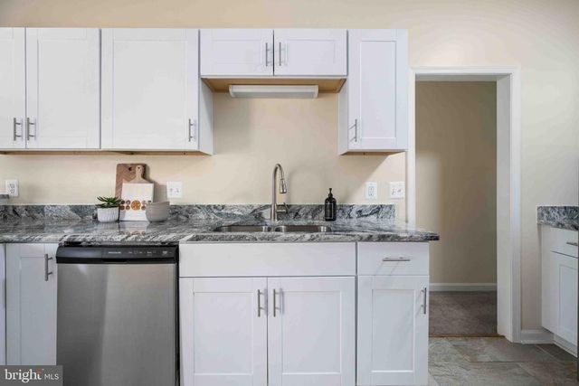 116 LAKEVIEW PKWY, Locust Grove, VA 22508