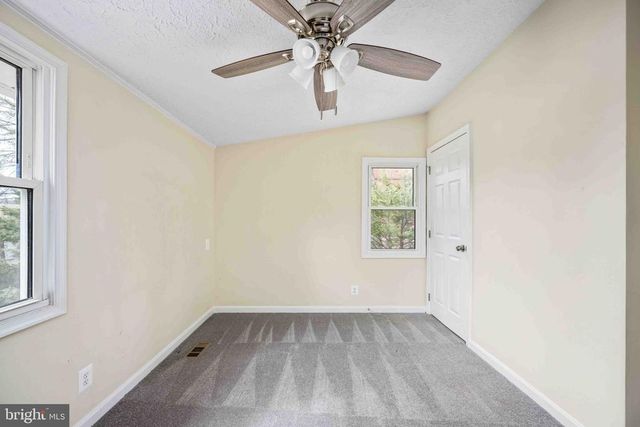 116 LAKEVIEW PKWY, Locust Grove, VA 22508